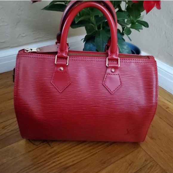 Louis Vuitton Handbags - LOUIS VUITTON Epi Speedy 25, FIRM PRICE